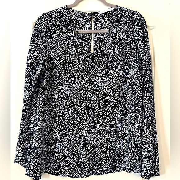 Lush Tops - LUSH Black & White 3/4 Sleeve Polyester Blouse Women’s Size Medium